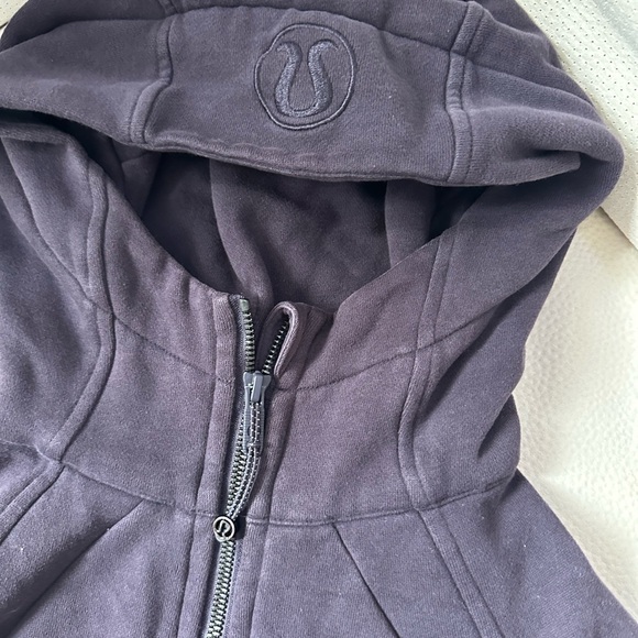 Lululemon sweater - Picture 3 of 5